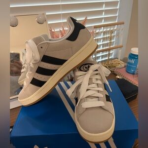 Campus Adidas Sneakers